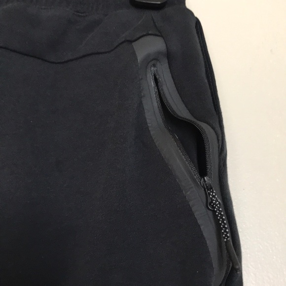 Nike Hi Tech Shorts - Picture 4 of 6